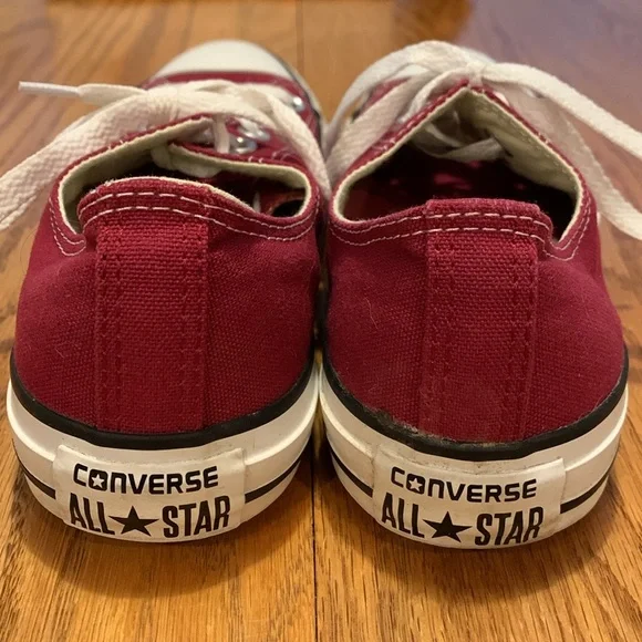 Converse All Star Marion LowTops. Size 8 - Picture 3 of 8
